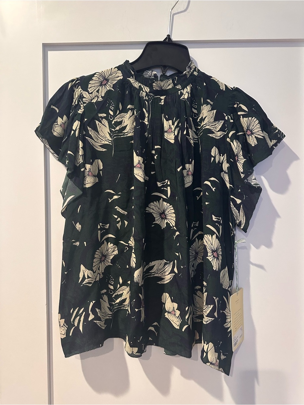 NWT Trovata Birds of Paradise Dark Green Floral Blouse